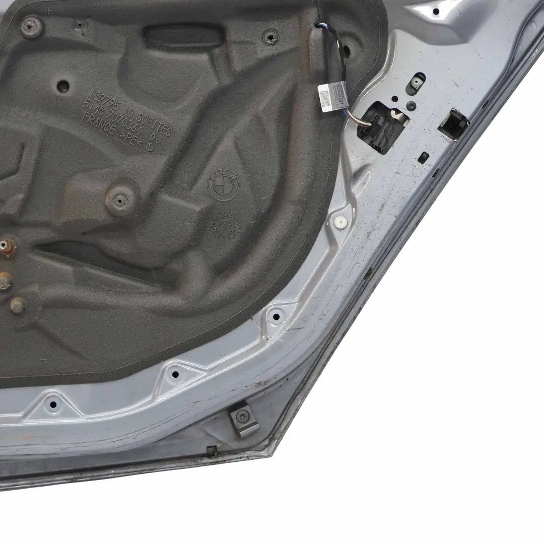 Tür hinten rechts Quarzblau Blau Blau Metallic - A18 für BMW E87 mit Teilenummer 7191018 BMW E87 Tür hinten rechts Quarzblau Blau Blau Metallic - A18 - SKU 7191018-QB1 - Teilenummer 7191018