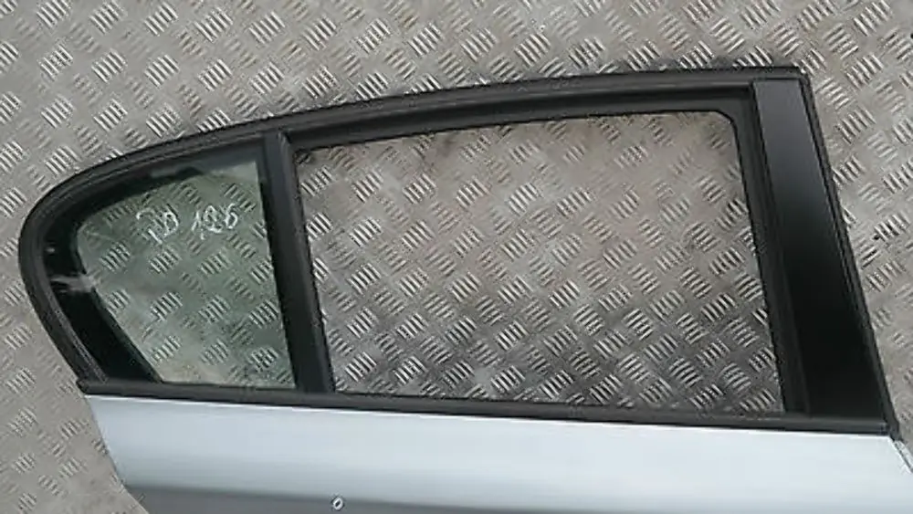 Beifahrer Tür hinten rechts Quarzblau Blau Metallic für BMW 1 er E87 LCI mit Teilenummer 41527191018 BMW 1 er E87 LCI Beifahrer Tür hinten rechts Quarzblau Blau Metallic - SKU 7191018-QB3 - Teilenummer 41527191018