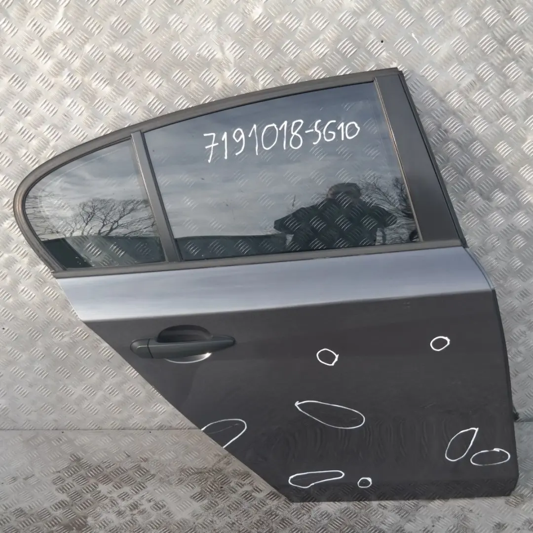 Door Rear Right O/S Sparkling Graphite Metallic - A22 to BMW 1 SERIES 10 E87 E87N with Part number 7191018 BMW 1 SERIES 10 E87 E87N Door Rear Right O/S Sparkling Graphite Metallic - A22 - SKU 7191018-SG10 - Part number 7191018