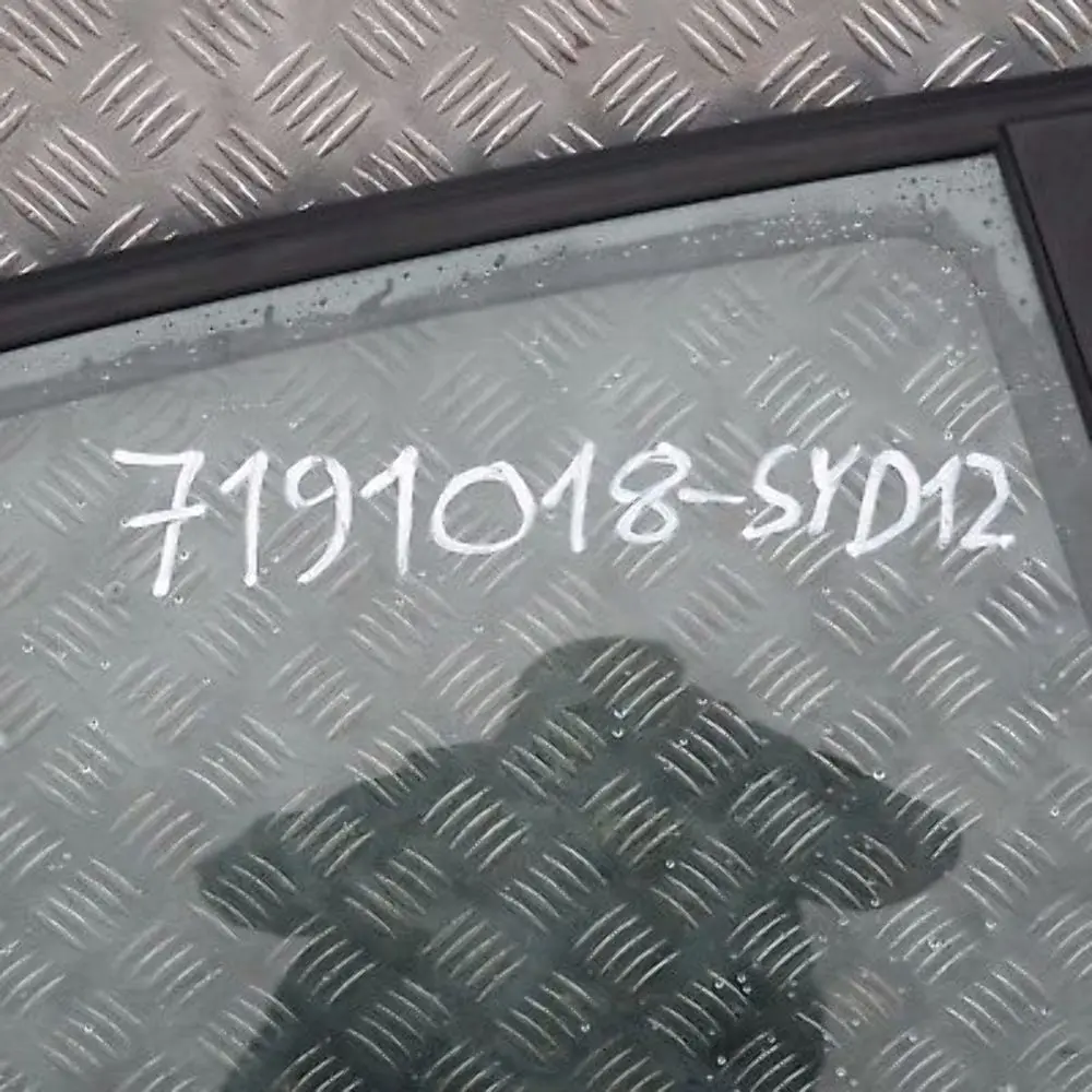 BMW 1 E87 drzwi prawe tylne tył Sydney Blau A19 - SKU 7191018-SYD12 - Numer Części 7191018