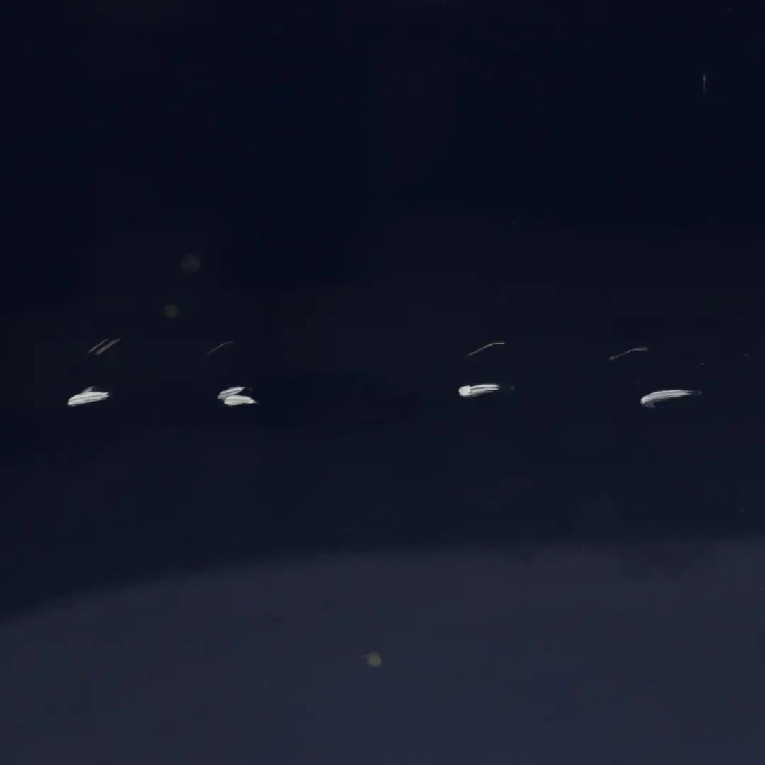 Porta posteriore destra Sydneyblau Sydney Blue Metallic - A19 per BMW E87 con numero di parte 7191018 BMW E87 Porta posteriore destra Sydneyblau Sydney Blue Metallic - A19 - SKU 7191018-SYD - Numero di parte 7191018