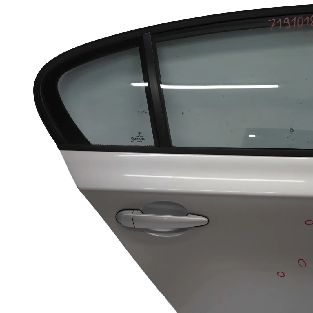 BMW E87 Porte Arriere Droite Argent Titane Argent Metallise 354 - SKU 7191018-TS4 - Numéro de pièce 7191018