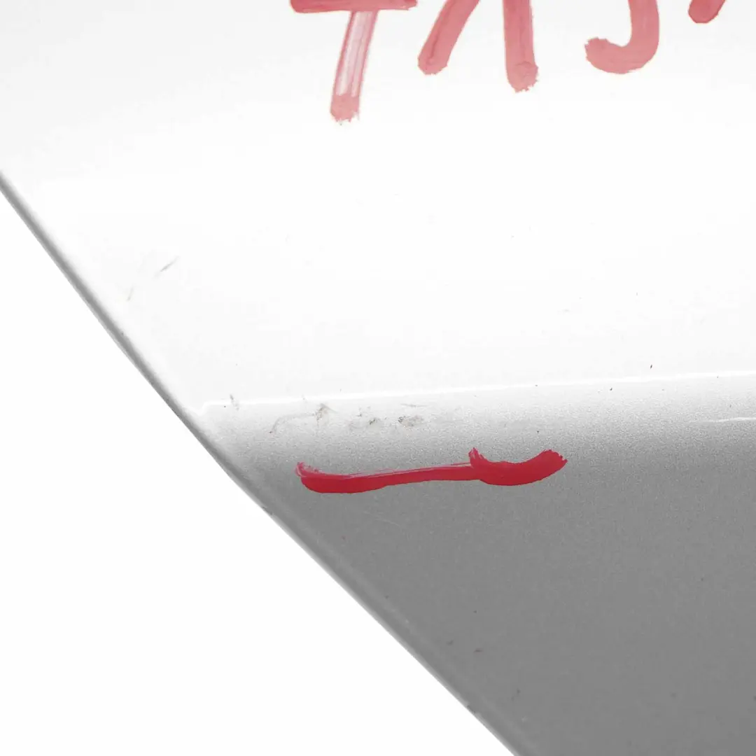 Beifahrer Tür hinten rechts Titansilber Silber Metallic für BMW 1 er E87 LCI mit Teilenummer 7191018 BMW 1 er E87 LCI Beifahrer Tür hinten rechts Titansilber Silber Metallic - SKU 7191018-TS - Teilenummer 7191018