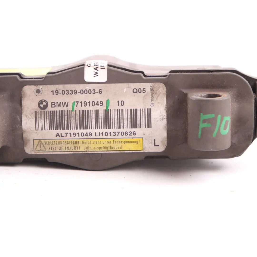 Attuatore Cofano Motore BMW F10 F11 Protezione Pedoni Sinistro per con numero di parte 7191049 Attuatore Cofano Motore BMW F10 F11 Protezione Pedoni Sinistro - SKU 7191049 - Numero di parte 7191049