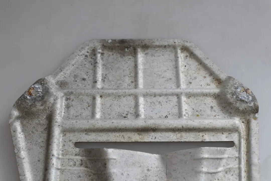 Blacha płyta osłona izolacja termiczna do BMW E89 Z4 o numerze 7191084 BMW E89 Z4 Blacha płyta osłona izolacja termiczna - SKU 7191084 - Numer Części 7191084