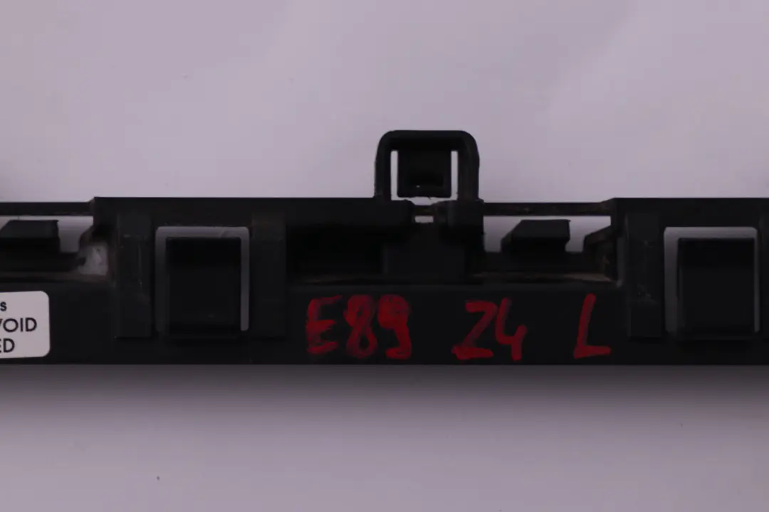 Aufnahme Schweller Hinten Links für BMW Z4 er E89 Roadster Cabrio mit Teilenummer 7192061 BMW Z4 er E89 Roadster Cabrio Aufnahme Schweller Hinten Links - SKU 7192061 - Teilenummer 7192061