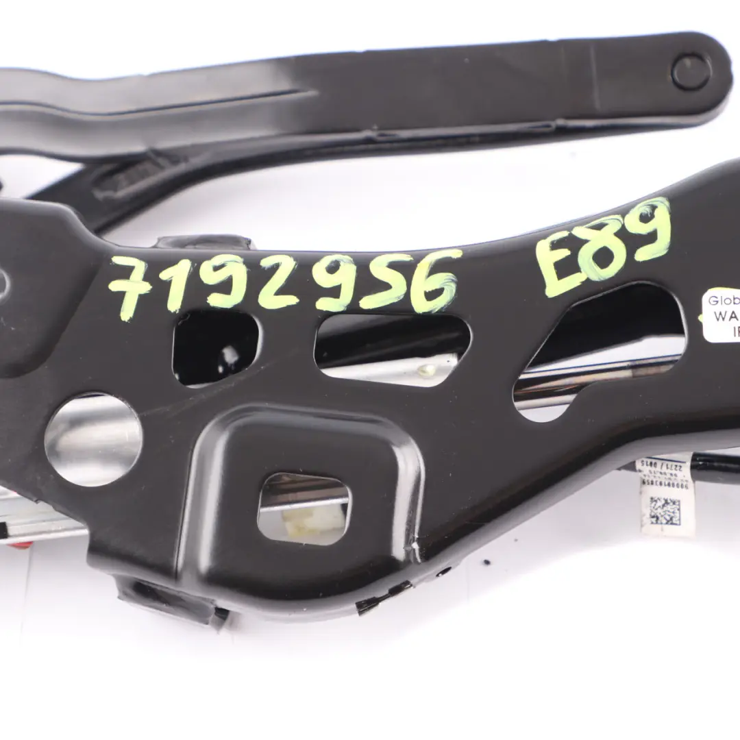 Retractable Folding Top Hardtop Right Coupler to BMW Z4 E89 Convertible with Part number 7192956 BMW Z4 E89 Convertible Retractable Folding Top Hardtop Right Coupler - SKU 7192956 - Part number 7192956