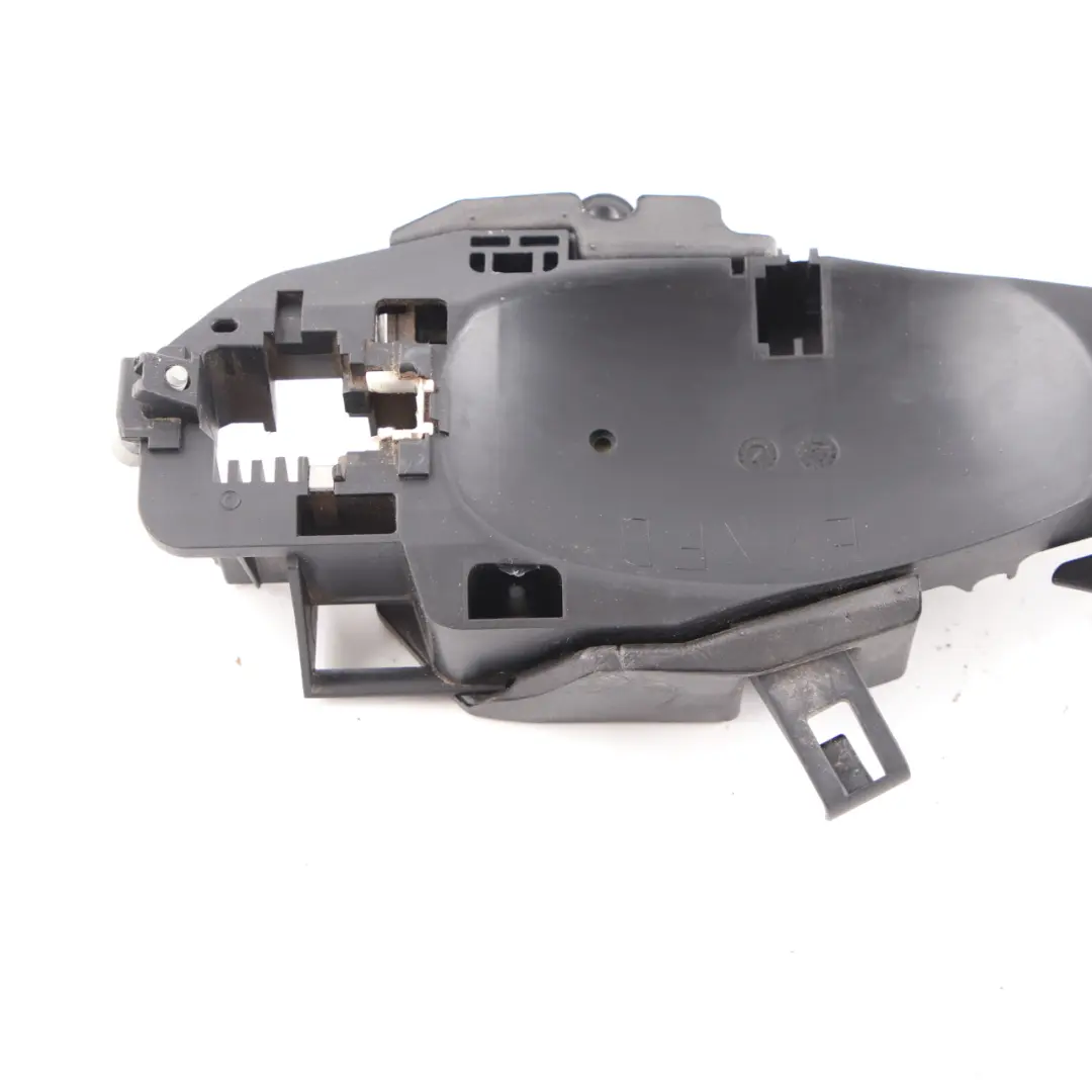 Carrier Base Exterior Manija De La Puerta Trasera Izquierda para BMW X3 F25 con número de pieza 7193263 BMW X3 F25 Carrier Base Exterior Manija De La Puerta Trasera Izquierda - SKU 7193263-1 - Número de pieza 7193263