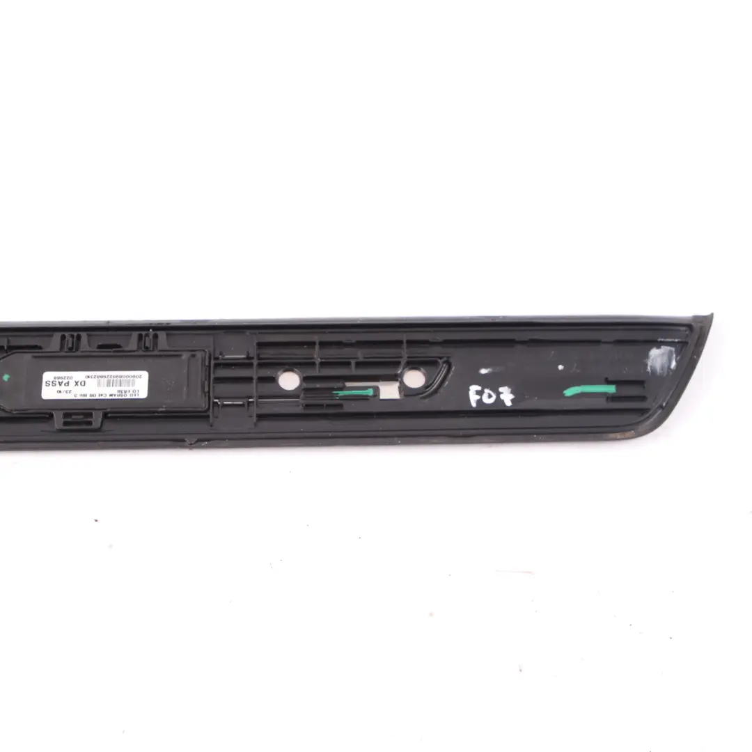 Entrance Door BMW F07 Gran Turismo Front Right Trim Panel Strip to Cover with Part number 7193470 Cover Entrance Door BMW F07 Gran Turismo Front Right Trim Panel Strip - SKU 7193470 - Part number 7193470