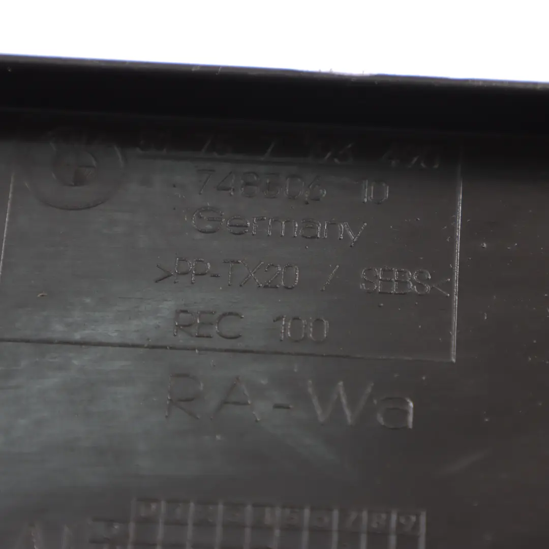 Couvercle protection réservoir BMW F07 GT fond droit panneau d'habillage pour à propos du numéro de pièce 7193490 Couvercle protection réservoir BMW F07 GT fond droit panneau d'habillage - SKU 7193490 - Numéro de pièce 7193490