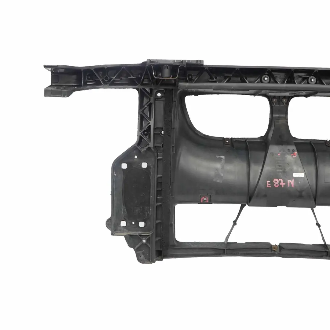 Fixation Support Carenage Panneau Claquement Avant E81 pour BMW E87 LCI à propos du numéro de pièce 7193748 BMW E87 LCI Fixation Support Carenage Panneau Claquement Avant E81 - SKU 7193748-5 - Numéro de pièce 7193748