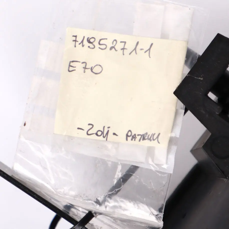 Przedni Panel Wlotu Powietrza Kanał Chłodnicy klapy do BMW X5 E70 o numerze 7195271 BMW X5 E70 Przedni Panel Wlotu Powietrza Kanał Chłodnicy klapy - SKU 7195271-1 - Numer Części 7195271