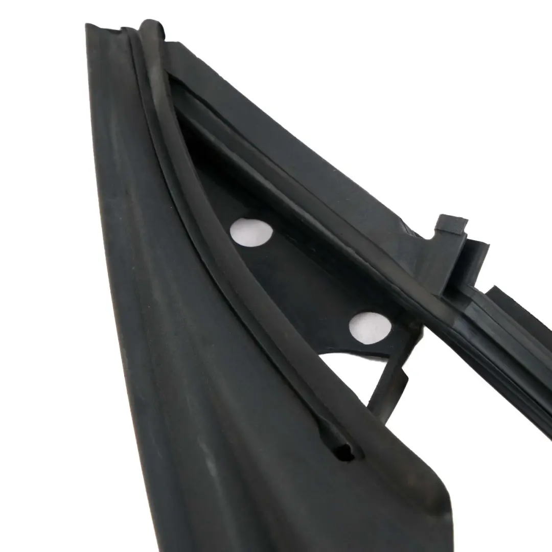 Junta Triángulo Espejo Exterior Delantero Derecho para BMW 5 F07 GT con número de pieza 7196334 BMW 5 F07 GT Junta Triángulo Espejo Exterior Delantero Derecho - SKU 7196334 - Número de pieza 7196334