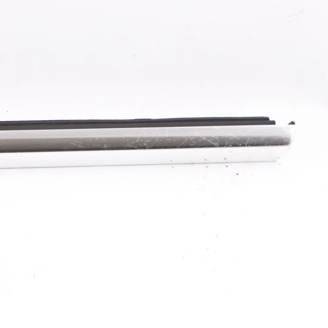 Channel Cover Window Strip Front Left Door N/S to BMW F07 with Part number 7196339 BMW F07 Channel Cover Window Strip Front Left Door N/S - SKU 7196339 - Part number 7196339