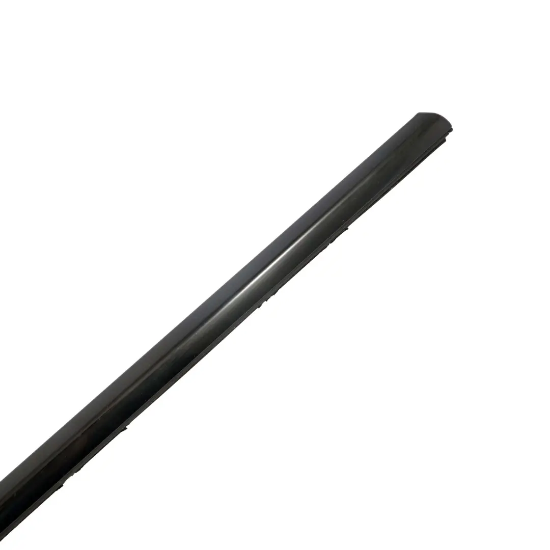 Door Weatherstrip Front Right O/S Window Outer Strip Cover High Gloss to BMW F07 with Part number 7196342 BMW F07 Door Weatherstrip Front Right O/S Window Outer Strip Cover High Gloss - SKU 7196342 - Part number 7196342
