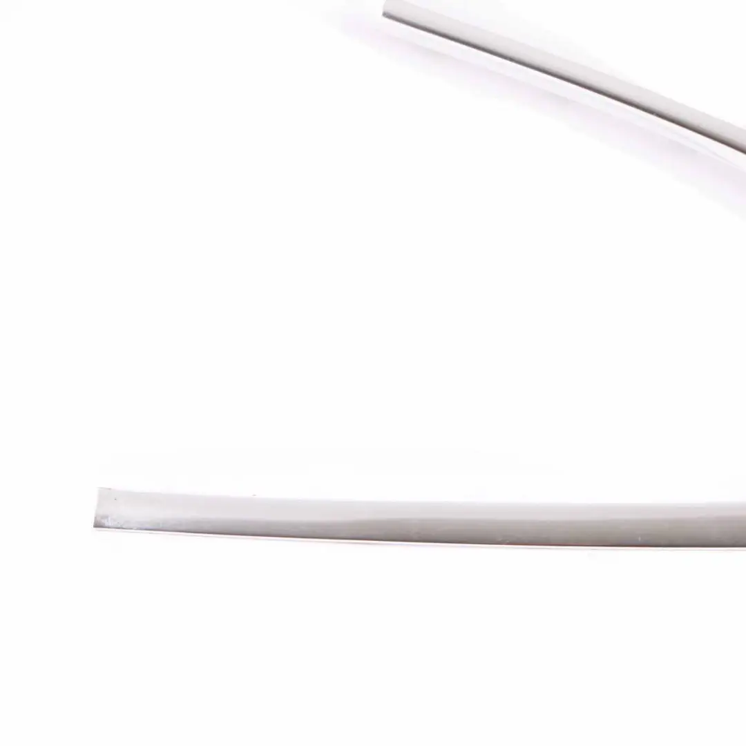 Moldura Ventanilla Lateral Trasera Derecha Panel Cromo para BMW F07 GT con número de pieza 7196418 BMW F07 GT Moldura Ventanilla Lateral Trasera Derecha Panel Cromo - SKU 7196418 - Número de pieza 7196418