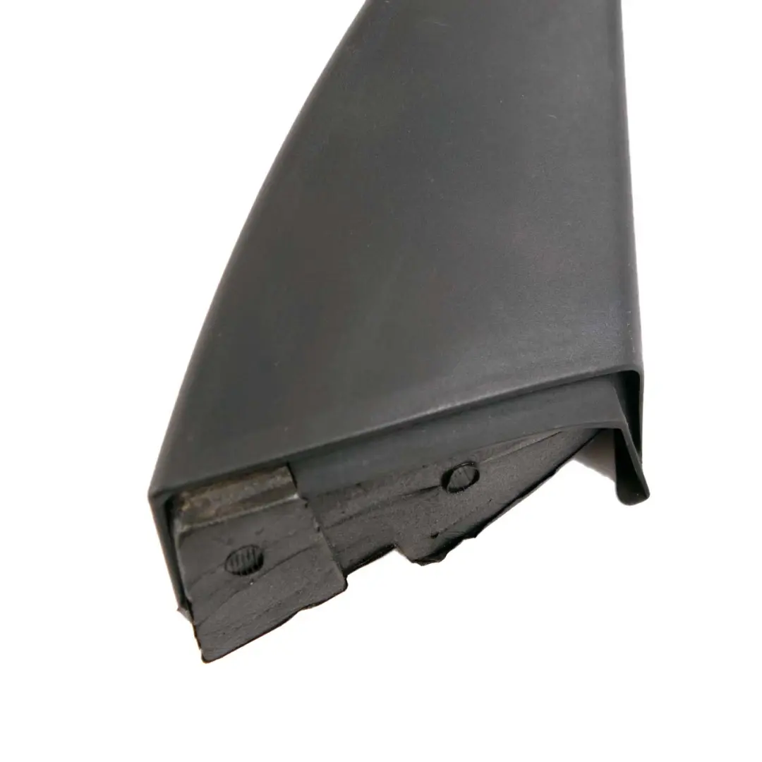 Joint Couvercle Miroir Triangle Intérieur Porte Avant Droite pour BMW F07 à propos du numéro de pièce 7197868 BMW F07 Joint Couvercle Miroir Triangle Intérieur Porte Avant Droite - SKU 7197868 - Numéro de pièce 7197868