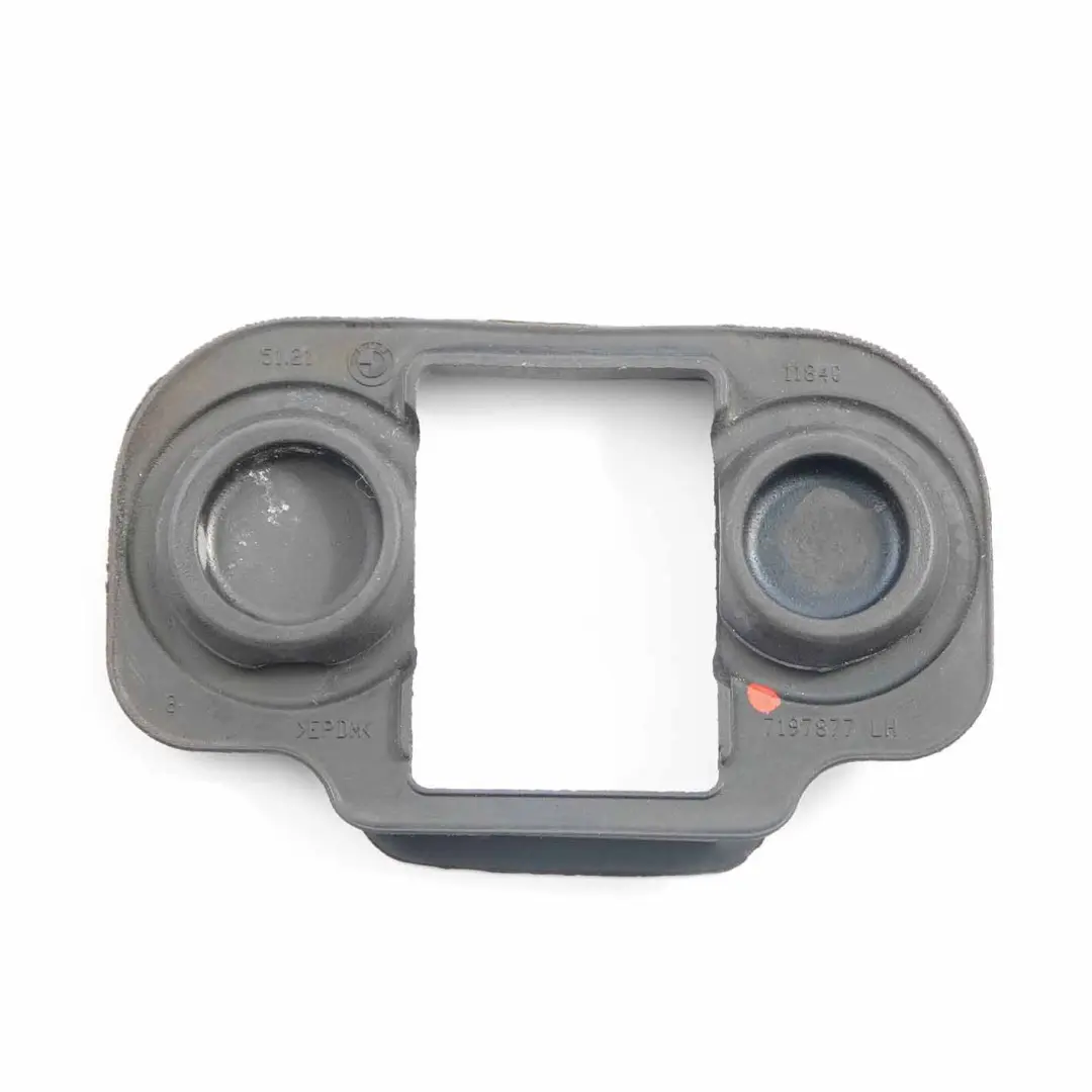 Guarnizione Porta Freno Posteriore Sinistra GT Gran Turismo per BMW F07 con numero di parte 7197877 BMW F07 Guarnizione Porta Freno Posteriore Sinistra GT Gran Turismo - SKU 7197877 - Numero di parte 7197877