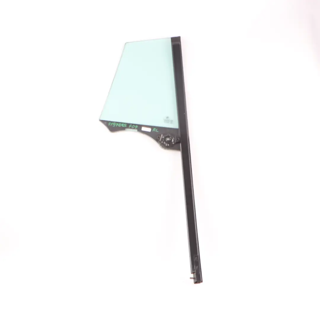 Puerta Cristal Ventana Fija Trasera Izquierda AS2 Verde para BMW F07 GT con número de pieza 7197885 BMW F07 GT Puerta Cristal Ventana Fija Trasera Izquierda AS2 Verde - SKU 7197885 - Número de pieza 7197885
