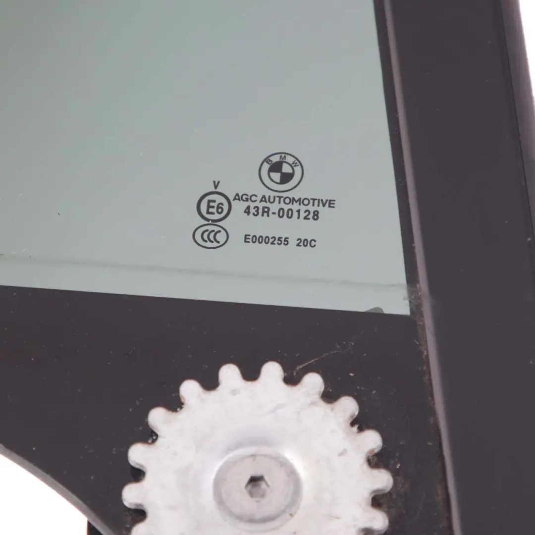 Oscurato Vetro Fisso Porta Posteriore Destra per BMW F07 con numero di parte 7197888 BMW F07 Oscurato Vetro Fisso Porta Posteriore Destra - SKU 7197888 - Numero di parte 7197888