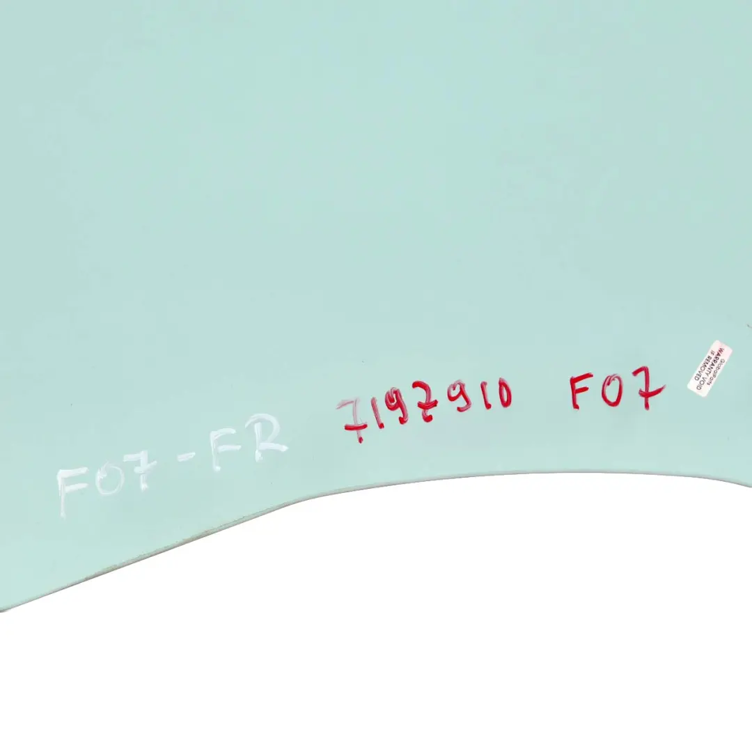 Vetro Laterale Porta Anteriore Verde AS2 Destra per BMW F07 GT con numero di parte 7197910 BMW F07 GT Vetro Laterale Porta Anteriore Verde AS2 Destra - SKU 7197910 - Numero di parte 7197910