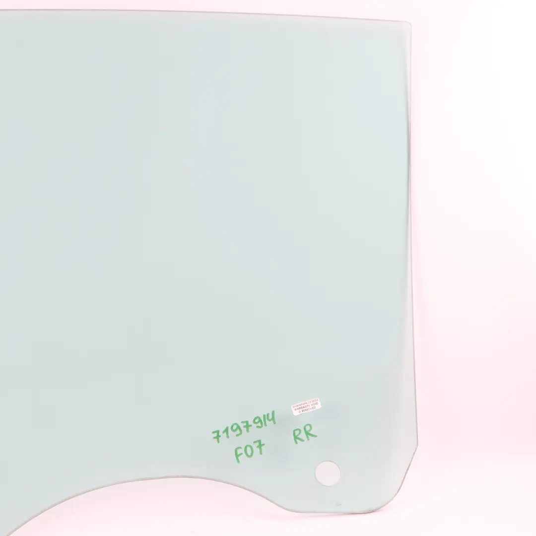 Window BMW F07 GT Rear Door Side Window Right O/S Glazing AS2 Green to with Part number 7197914 Window BMW F07 GT Rear Door Side Window Right O/S Glazing AS2 Green - SKU 7197914 - Part number 7197914