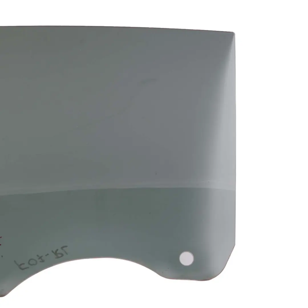 Puerta Trasera Izquierda Cristal Ventana Lateral Verde SSG para BMW F07 GT con número de pieza 7197915 BMW F07 GT Puerta Trasera Izquierda Cristal Ventana Lateral Verde SSG - SKU 7197915 - Número de pieza 7197915