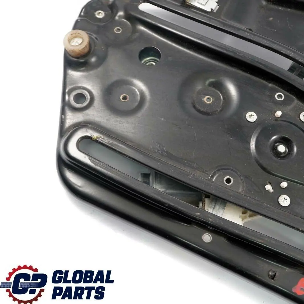 Alzacristalli Elettrici Posteriore Destra per BMW E93 Cabrio con numero di parte 7198050 BMW E93 Cabrio Alzacristalli Elettrici Posteriore Destra - SKU 7198050 - Numero di parte 7198050