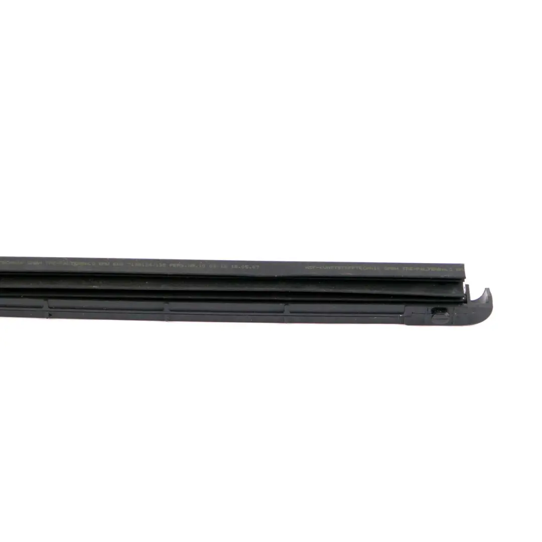BMW E60 E65 Gumowa Uszczelka Listwa Szyberdachu Lewa - SKU 7198134 - Numer Części 7198134