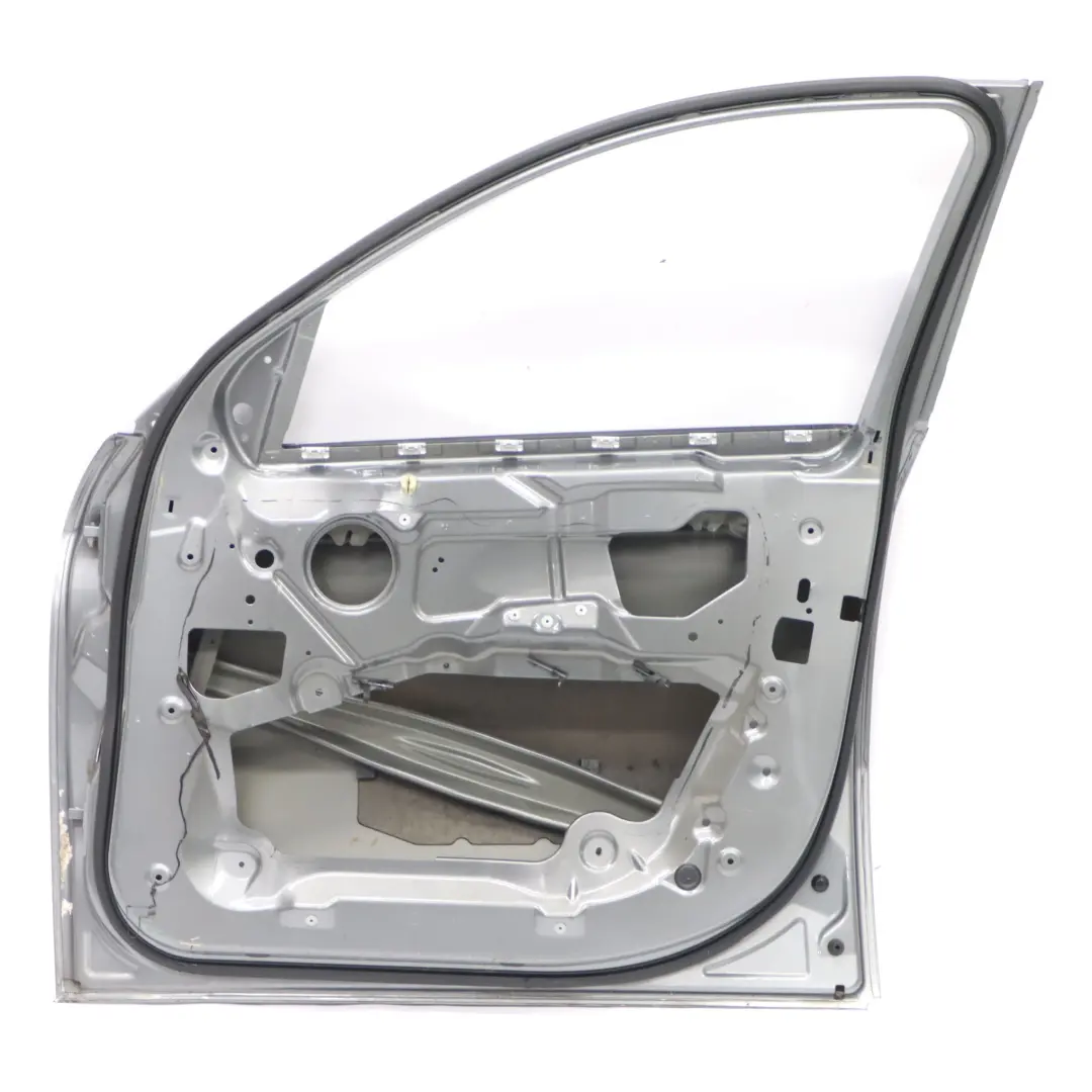 Drzwi Prawe Przednie Spacegrau Szary Metalik - A52 do BMW X6 E71 o numerze 7198160 BMW X6 E71 Drzwi Prawe Przednie Spacegrau Szary Metalik - A52 - SKU 7198160-SCG - Numer Części 7198160