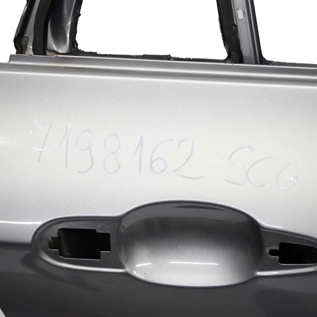Puerta Trasera Derecha Spacegrau Gris Espacial Metalizado - A52 para BMW X6 E71 con número de pieza 7198162 BMW X6 E71 Puerta Trasera Derecha Spacegrau Gris Espacial Metalizado - A52 - SKU 7198162-SCG - Número de pieza 7198162