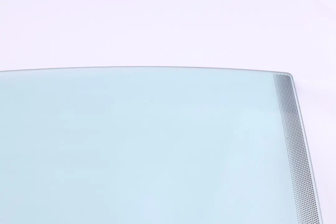 Front Left N/S Door Side Green Window Glass AS2 to BMW Z4 E89 with Part number 7198299 BMW Z4 E89 Front Left N/S Door Side Green Window Glass AS2 - SKU 7198299 - Part number 7198299