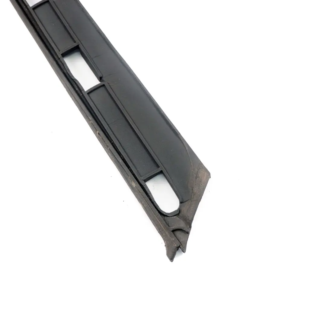 Anteriore Sinistra Pilastro Guarnizione S?ulendichtung Schiuma per Mini Cabrio R57 con numero di parte 7198507 Mini Cabrio R57 Anteriore Sinistra Pilastro Guarnizione S?ulendichtung Schiuma - SKU 7198507 - Numero di parte 7198507