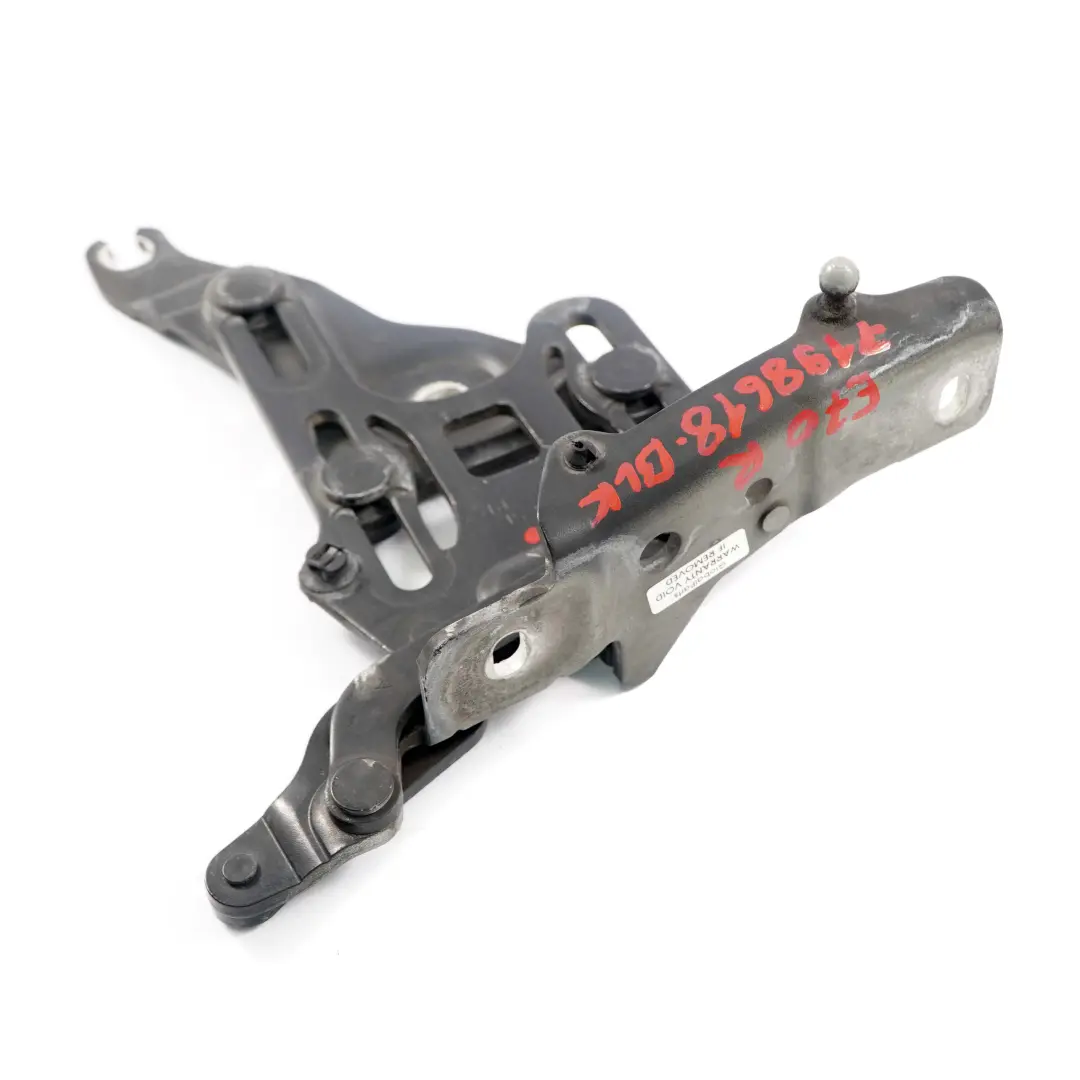 Zawias Maski Prawy Czarny 7148348 do BMW X5 E70 E71 o numerze 7198618 BMW X5 E70 E71 Zawias Maski Prawy Czarny 7148348 - SKU 7198618-BLK - Numer Części 7198618