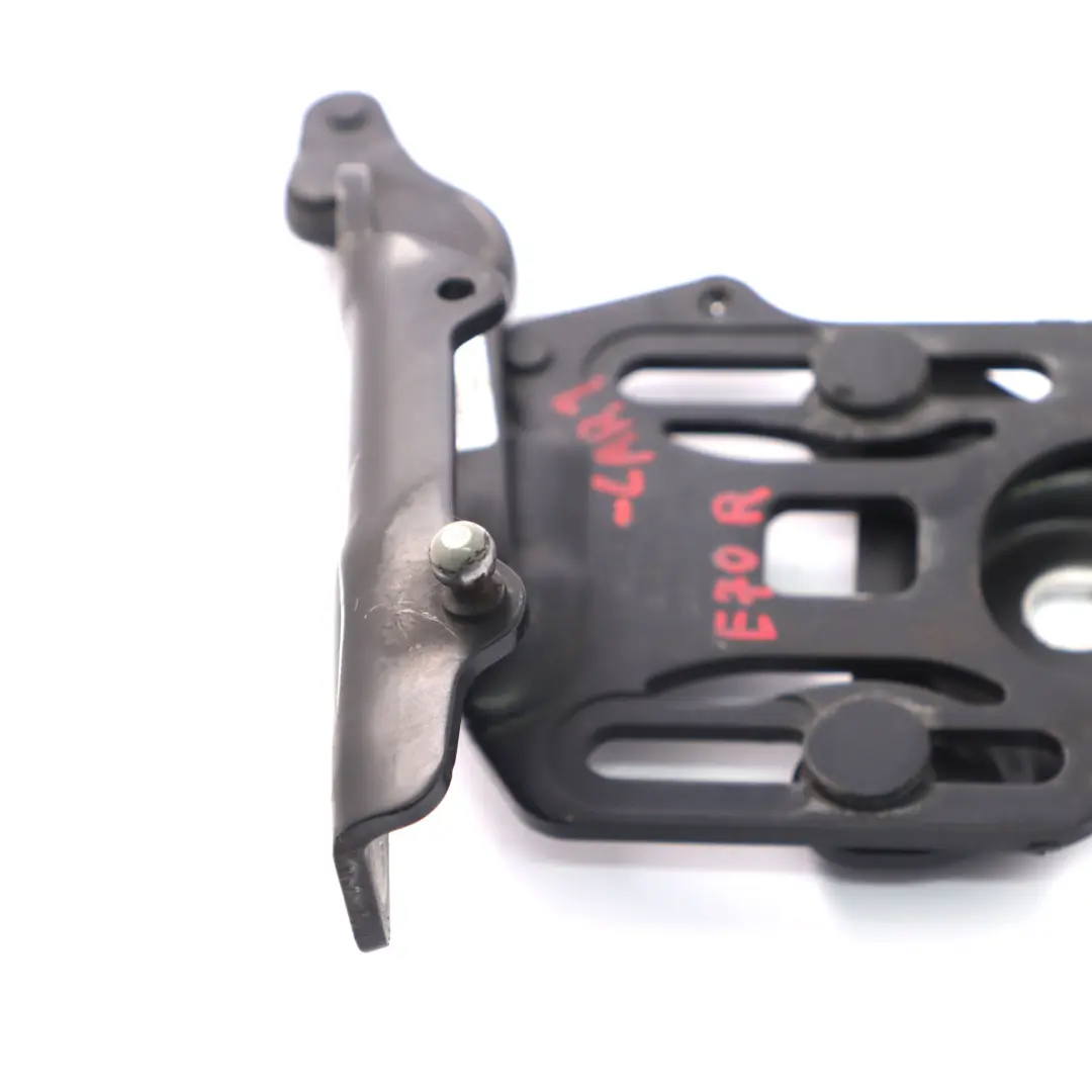 Cerniera Cofano Motore Destra Carbonschwarz Nero 7148348 per BMW X5 E70 X6 E71 con numero di parte 7198618 BMW X5 E70 X6 E71 Cerniera Cofano Motore Destra Carbonschwarz Nero 7148348 - SKU 7198618-CAR1 - Numero di parte 7198618