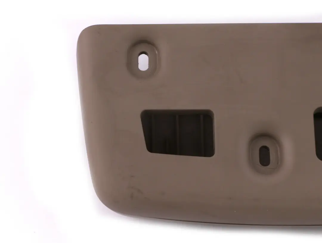 Capot Protection contre les Tonneaux a Gauche GREIGE87 7164823 pour BMW 1 E88 à propos du numéro de pièce 7199205 BMW 1 E88 Capot Protection contre les Tonneaux a Gauche GREIGE87 7164823 - SKU 7199205 - Numéro de pièce 7199205