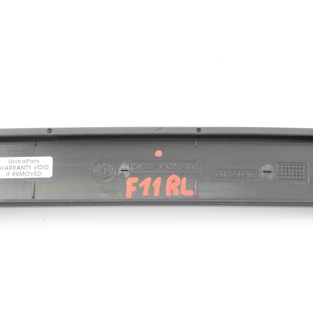 Cache De Guide Fenêtre Arrière Gauche BMW F11 F11N, Garniture Web Noire pour à propos du numéro de pièce 7199311 Cache De Guide Fenêtre Arrière Gauche BMW F11 F11N, Garniture Web Noire - SKU 7199311 - Numéro de pièce 7199311