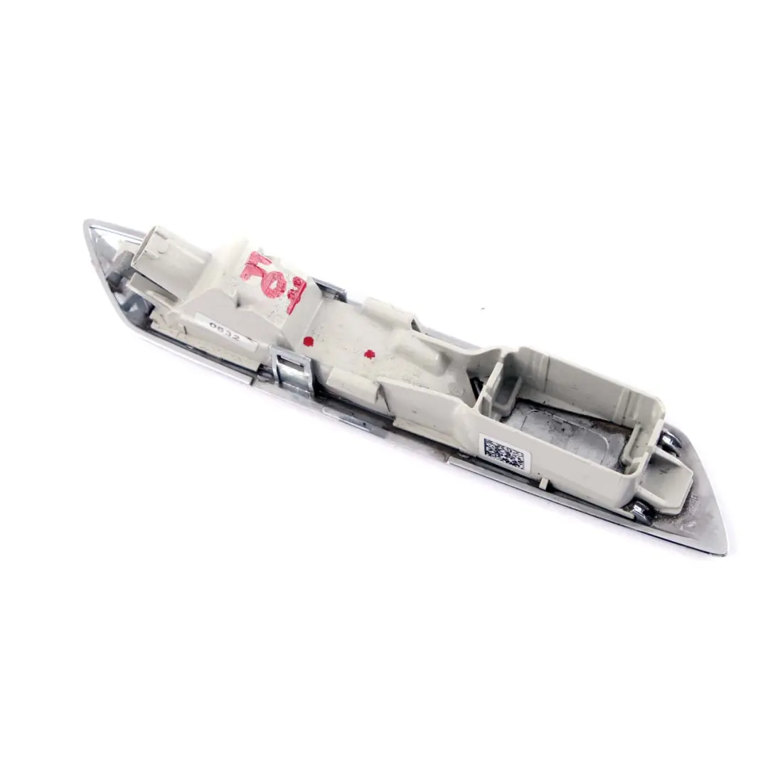 Clignotant côté droit clignotant supplémentaire blanc chrome pour BMW F07 GT à propos du numéro de pièce 7199634 BMW F07 GT Clignotant côté droit clignotant supplémentaire blanc chrome - SKU 7199634 - Numéro de pièce 7199634