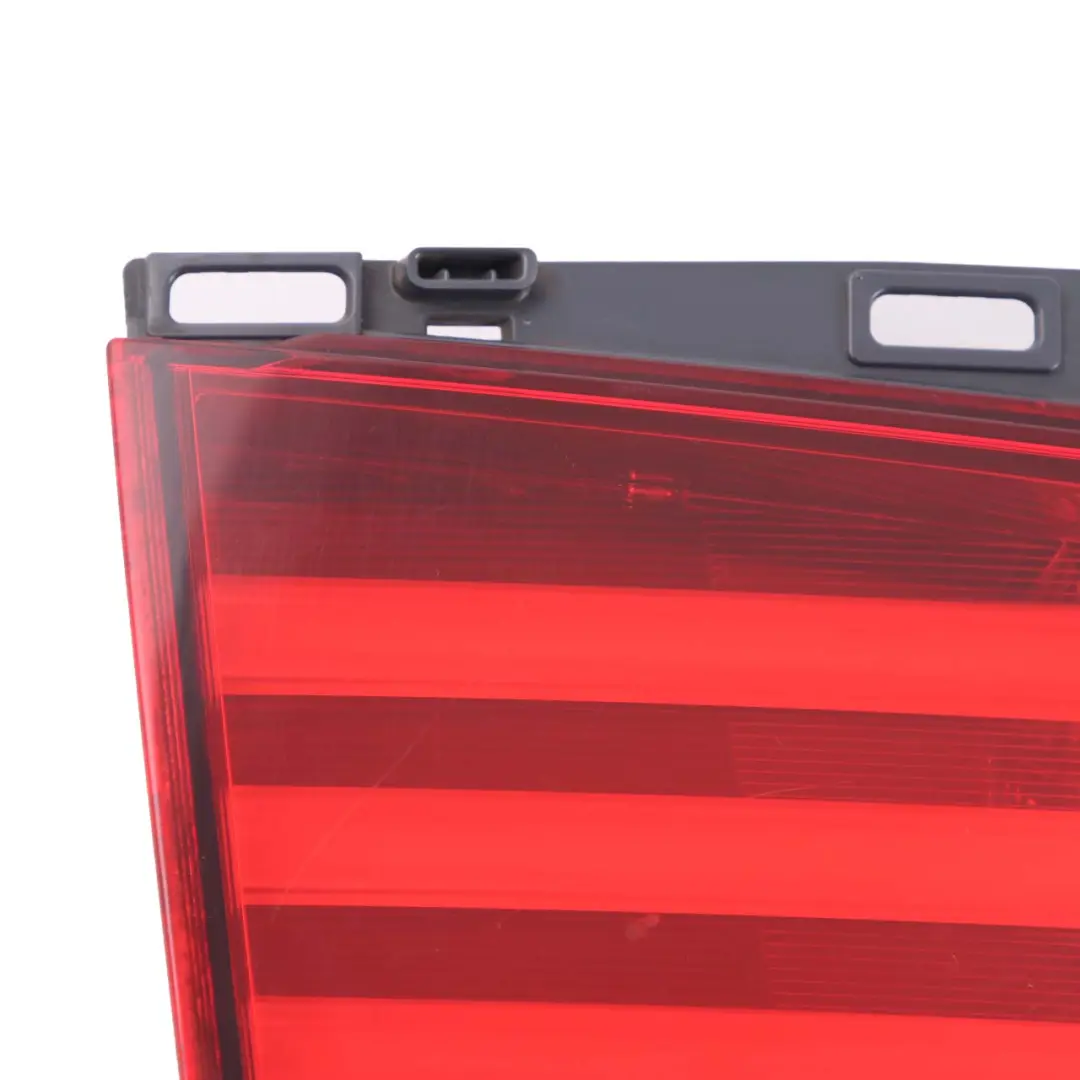 Feu Arrière Droite Tronc Hayon De Lumière Clapet pour BMW F07 GT à propos du numéro de pièce 7199637 BMW F07 GT Feu Arrière Droite Tronc Hayon De Lumière Clapet - SKU 7199637 - Numéro de pièce 7199637