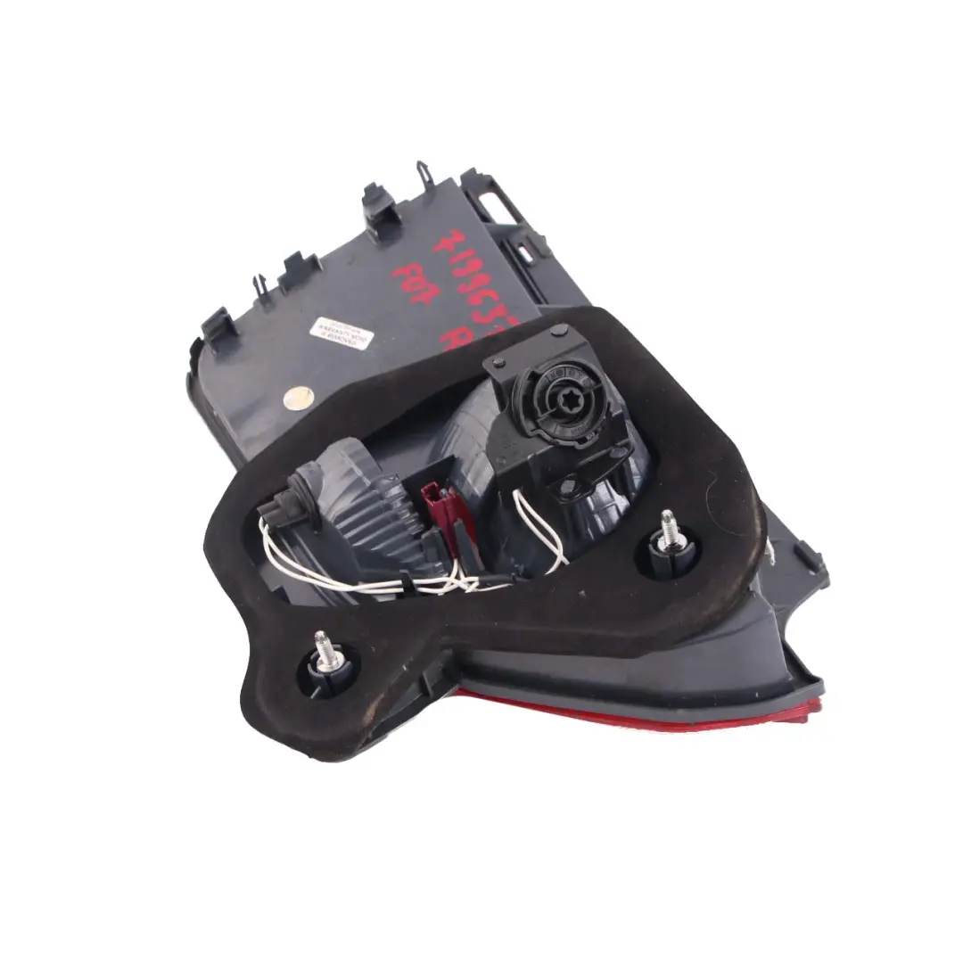 Luz Trasera En Tapa De Maletero Derecha Gran Turismo para BMW F07 con número de pieza 7199638 BMW F07 Luz Trasera En Tapa De Maletero Derecha Gran Turismo - SKU 7199638 - Número de pieza 7199638