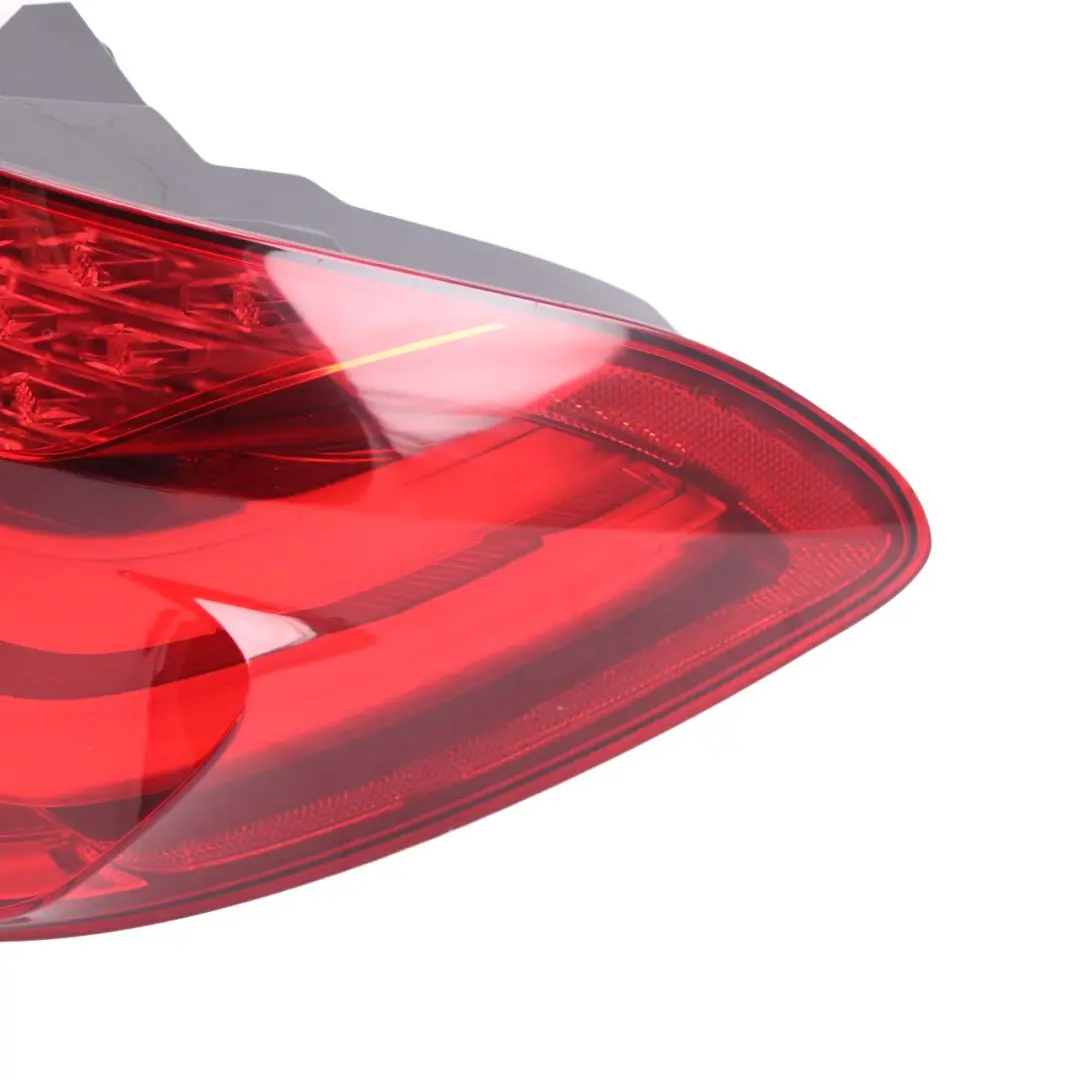 LED Luz Trasera Derecha Panel Lateral para BMW F07 GT con número de pieza 7199644 BMW F07 GT LED Luz Trasera Derecha Panel Lateral - SKU 7199644 - Número de pieza 7199644