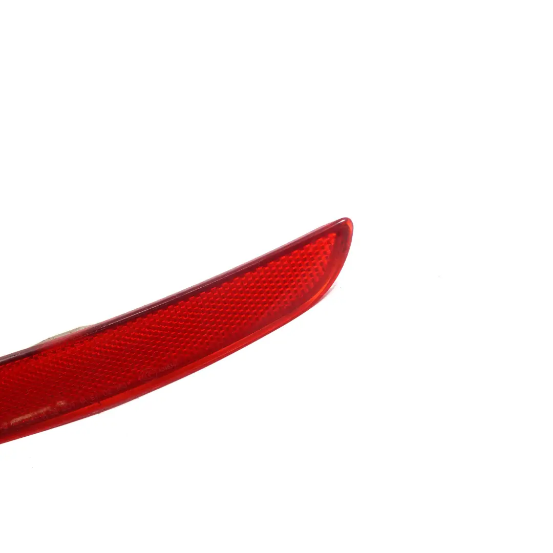 Lamp Reflector BMW F07 GT Rear Right O/S Bumper Trim Reflection Red to with Part number 7199648 Lamp Reflector BMW F07 GT Rear Right O/S Bumper Trim Reflection Red - SKU 7199648 - Part number 7199648