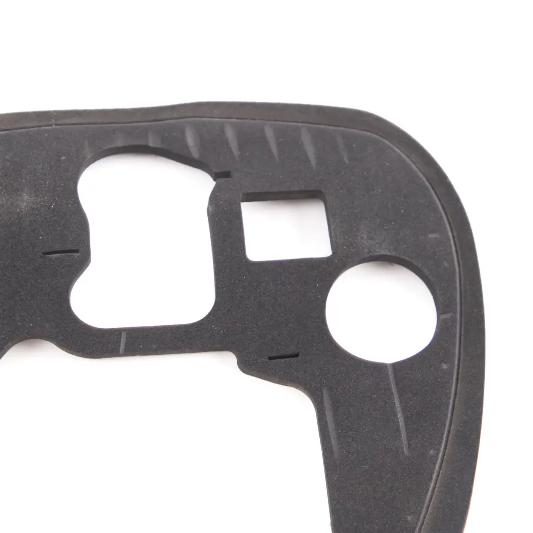  Tail Light Gasket BMW E81 E87 Tail Lamp Cover Seal Rear Left Side N/S - SKU 7199767 - Part number 7199767