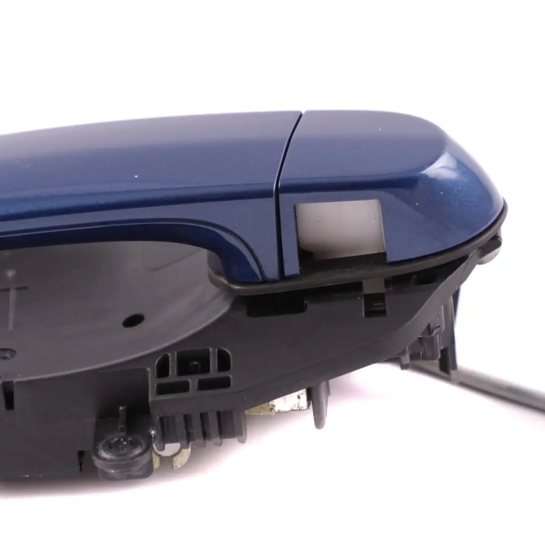 Complete Grab Handle Left N/S Le Mans Blau Blue 381 to BMW 3 Series E90 E91 with Part number 7199835 BMW 3 Series E90 E91 Complete Grab Handle Left N/S Le Mans Blau Blue 381 - SKU 7199835-LMB - Part number 7199835