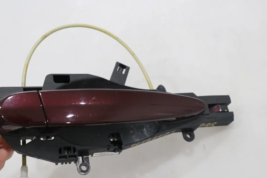 Complete Grab Handle Right Door Rear O/S Barberarot Red to BMW 3 Series E90 E91 with Part number 7199840 BMW 3 Series E90 E91 Complete Grab Handle Right Door Rear O/S Barberarot Red - SKU 7199840-BAR - Part number 7199840