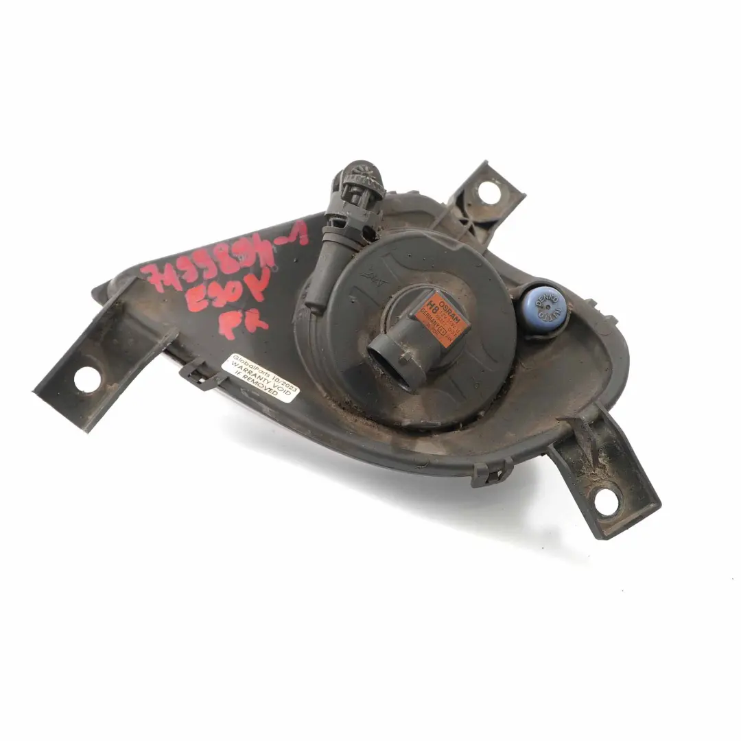 Fendinebbia Lampada Frontale Destra O/S per BMW E90 E91 LCI con numero di parte 7199894 BMW E90 E91 LCI Fendinebbia Lampada Frontale Destra O/S - SKU 7199894-1 - Numero di parte 7199894