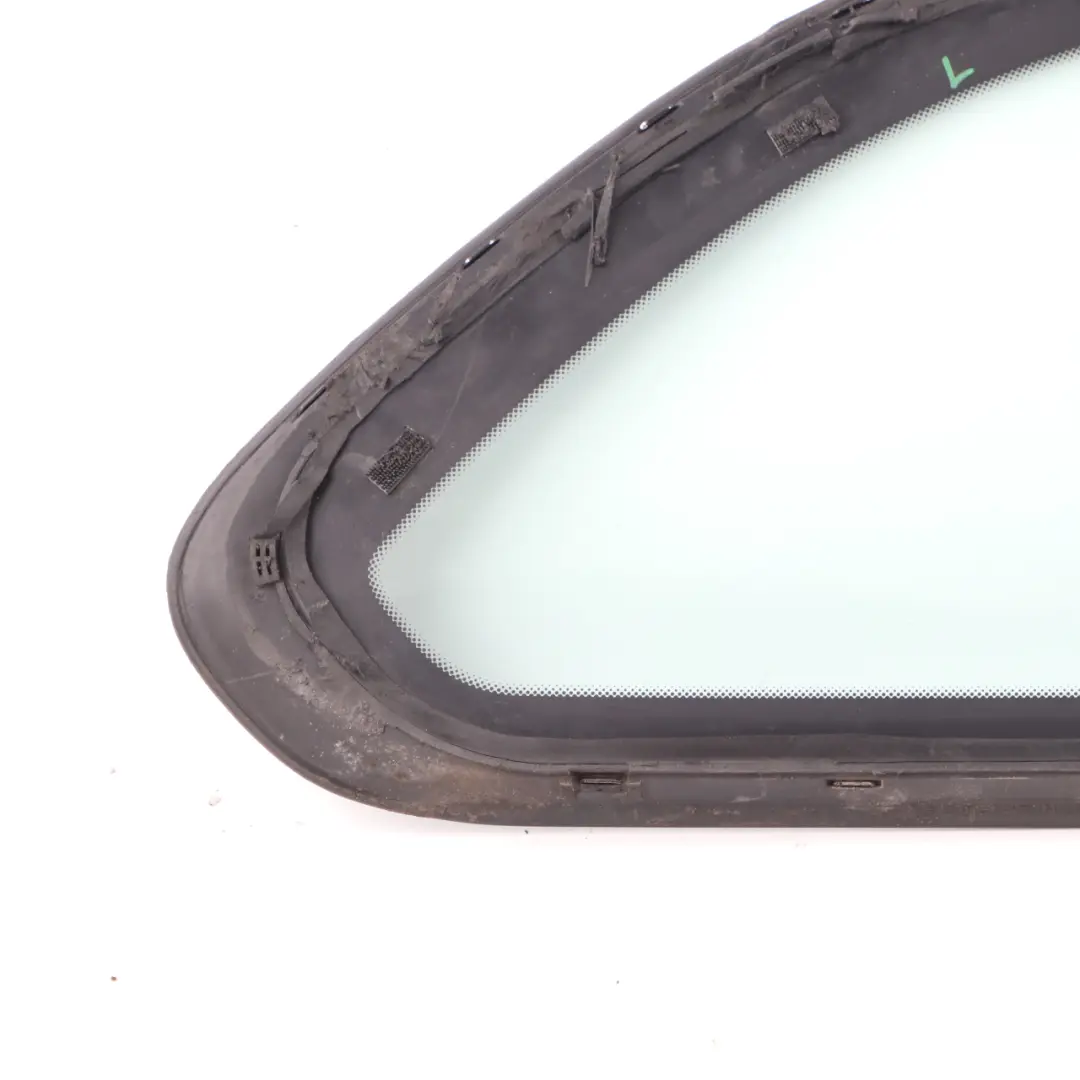 Finestrino Posteriore Sinistro Quartiere Vetri AS2 per BMW F11 Touring con numero di parte 7199989 BMW F11 Touring Finestrino Posteriore Sinistro Quartiere Vetri AS2 - SKU 7199989-2 - Numero di parte 7199989