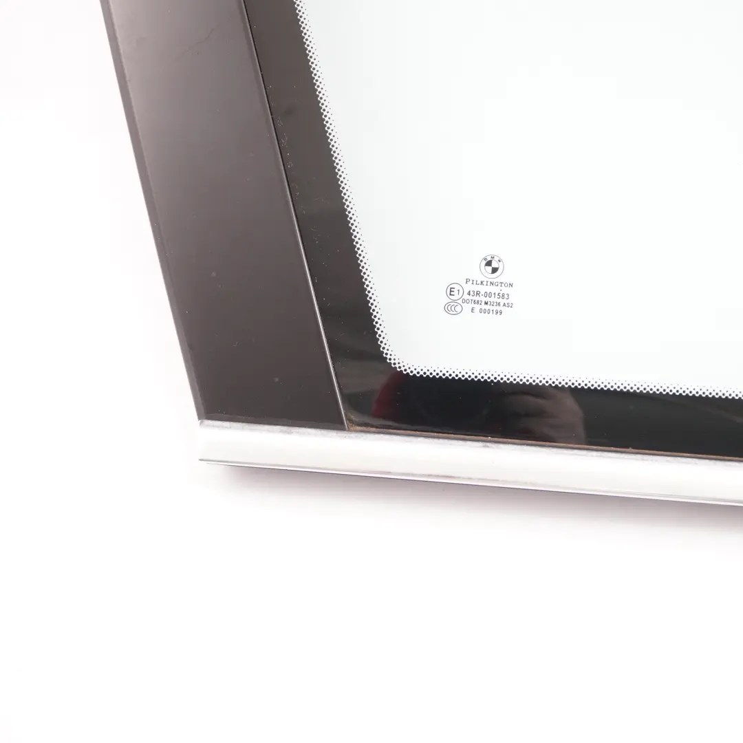 Side Window Rear Left N/S Quarter Glass AS2 Chrome to BMW F11 Touring with Part number 7199989 BMW F11 Touring Side Window Rear Left N/S Quarter Glass AS2 Chrome - SKU 7199989 - Part number 7199989