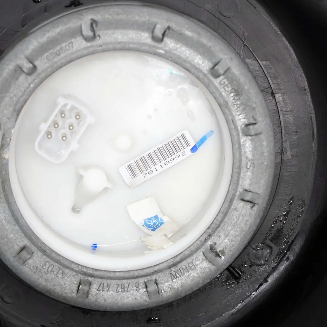 N47 Diesel Sensore livello pompa serbatoio completo per BMW E60 520d con numero di parte 7200079 BMW E60 520d N47 Diesel Sensore livello pompa serbatoio completo - SKU 7200079 - Numero di parte 7200079