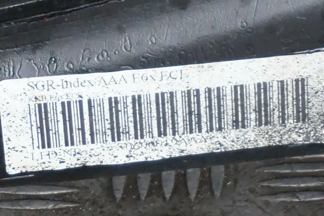 N52 Kraftstofftank Kunststoff m. Einfüllrohr für BMW 6 er E63 E64 1 630i mit Teilenummer 7200080 BMW 6 er E63 E64 1 630i N52 Kraftstofftank Kunststoff m. Einfüllrohr - SKU 7200080-1 - Teilenummer 7200080